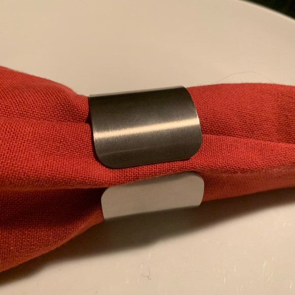 Stainless Steel Modern napkin rings - Picture 5 of 7